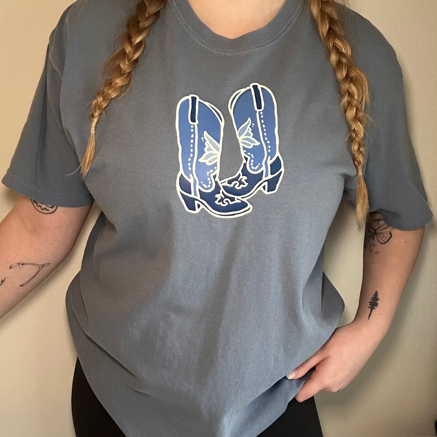 Blue Boots Comfort Colors tee | Western T-shirt